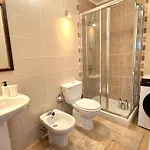 Soleggiato Attico Vista Mare E Piscina Sc768 アパート *