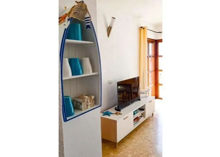 Appartamento Soleggiato Attico Vista Mare E Piscina Sc768 *