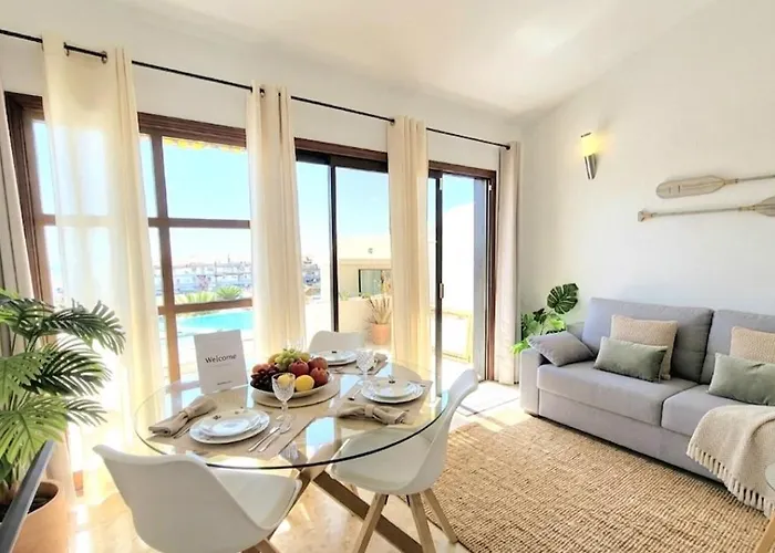 Soleggiato Attico Vista Mare E Piscina Sc768 Apartment