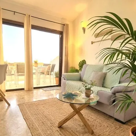 Apartamento Soleggiato Attico Vista Mare E Piscina Sc768 *
